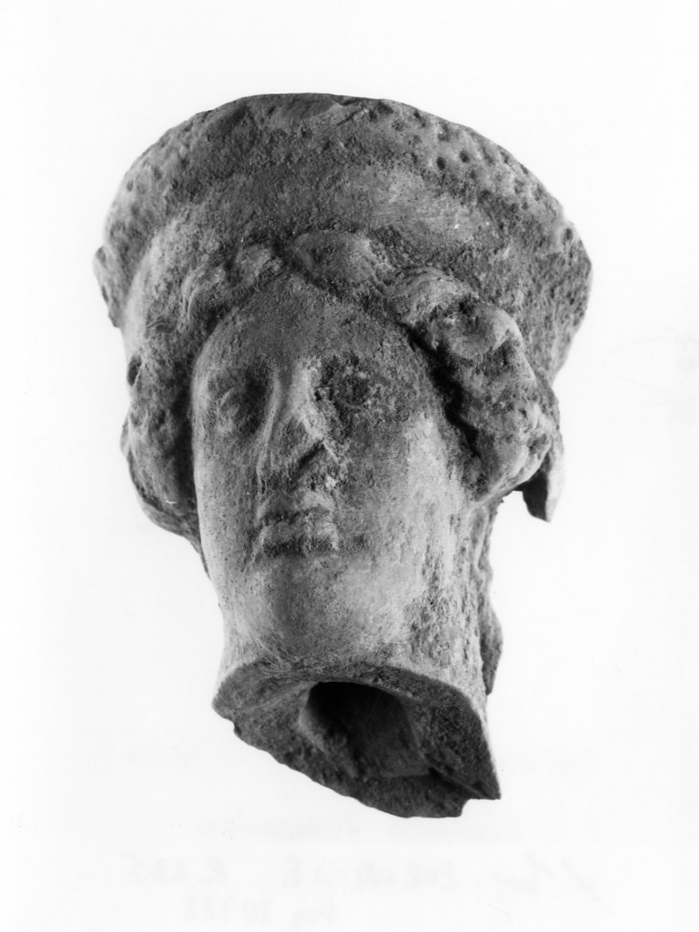 Dyonisos-Hades (terracotta figurata) - fabbrica tarantina (sec. IV a.C)