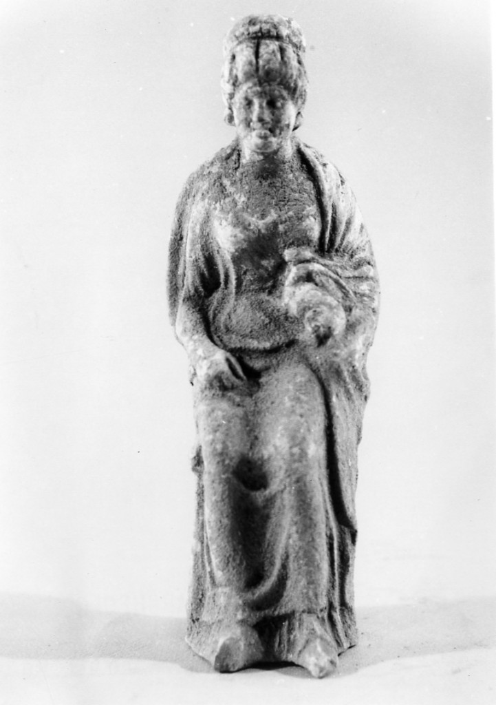statuetta femminile - fabbrica italiota (sec. IV a.C)
