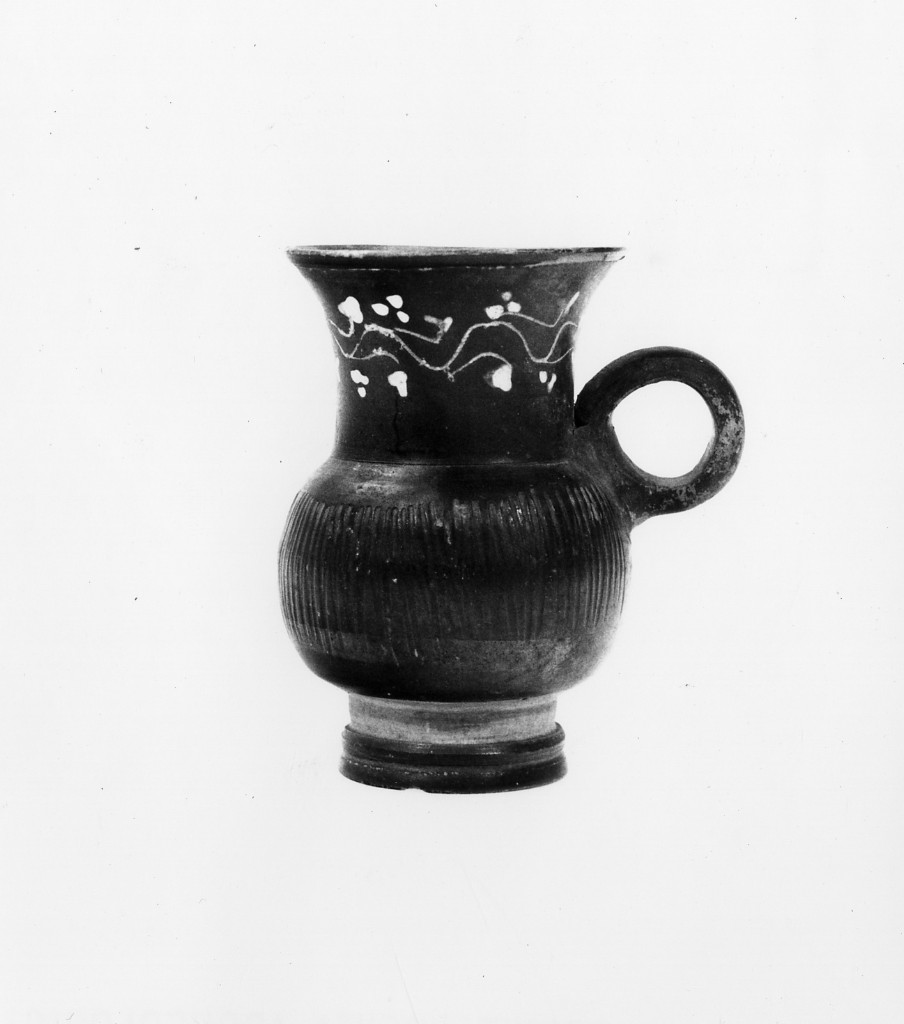 bicchiere - ceramica tipo Gnathia (secondo quarto sec. III a.C)