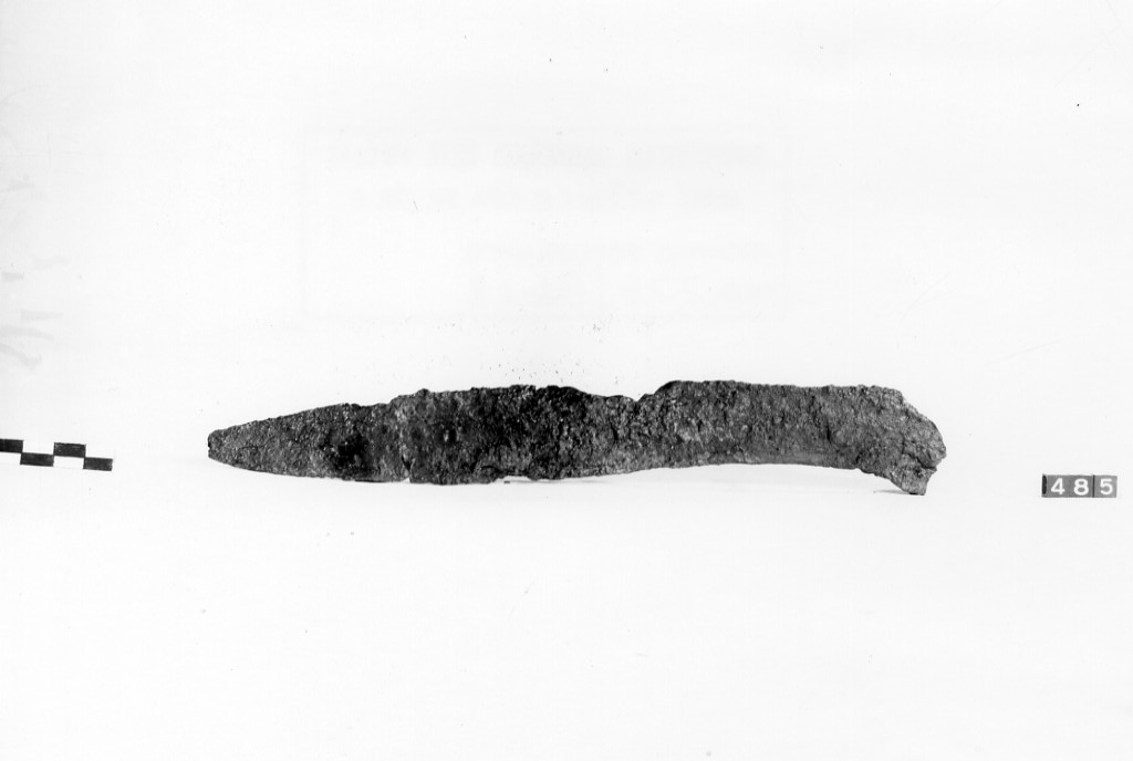 coltello - fabbrica locale (seconda metà sec. IV a.C)