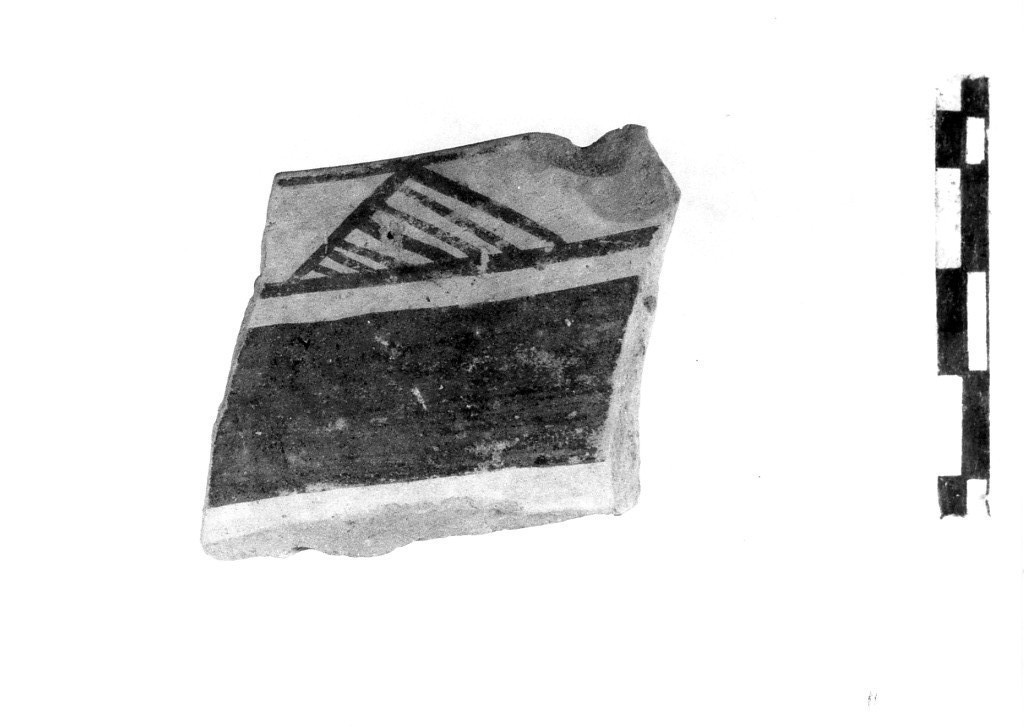 ciotola/ frammento - fabbrica iapigia (secc. IX - VIII a.C)