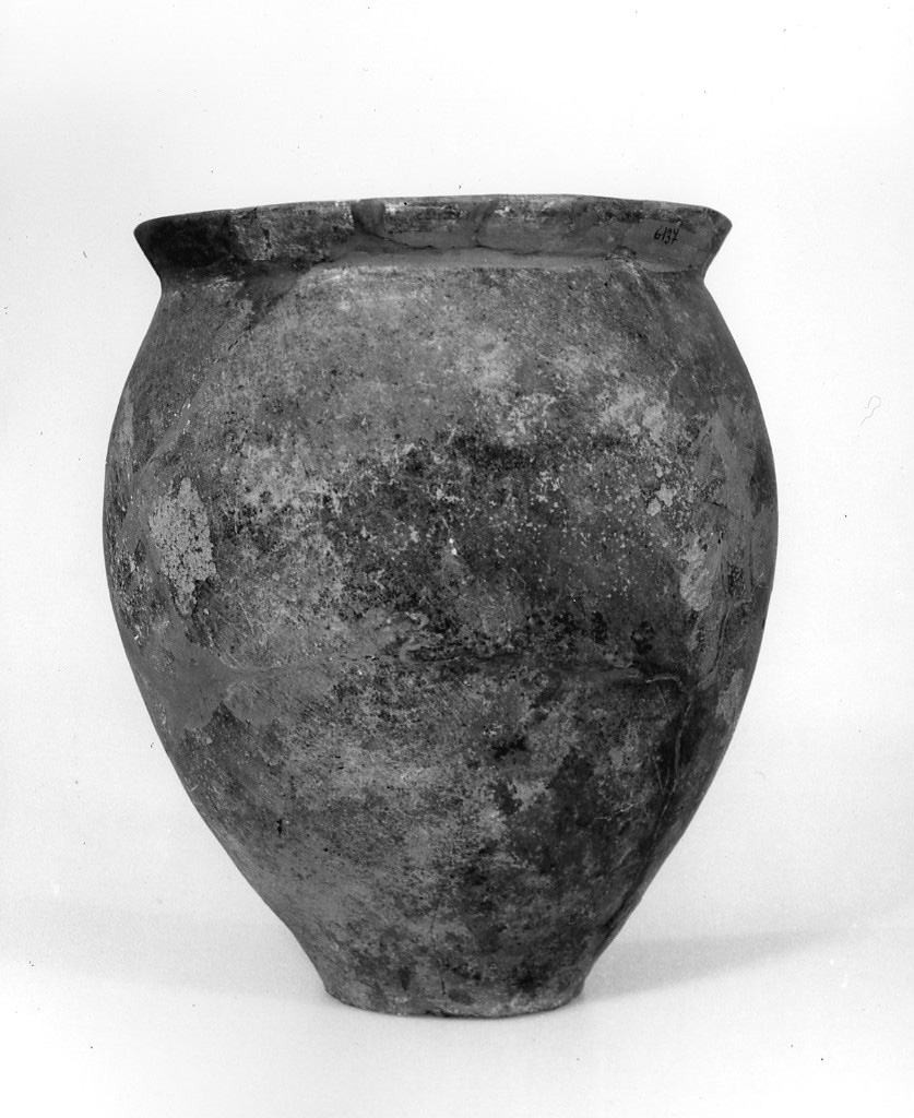 olla (secc. IX/ VIII a.C)