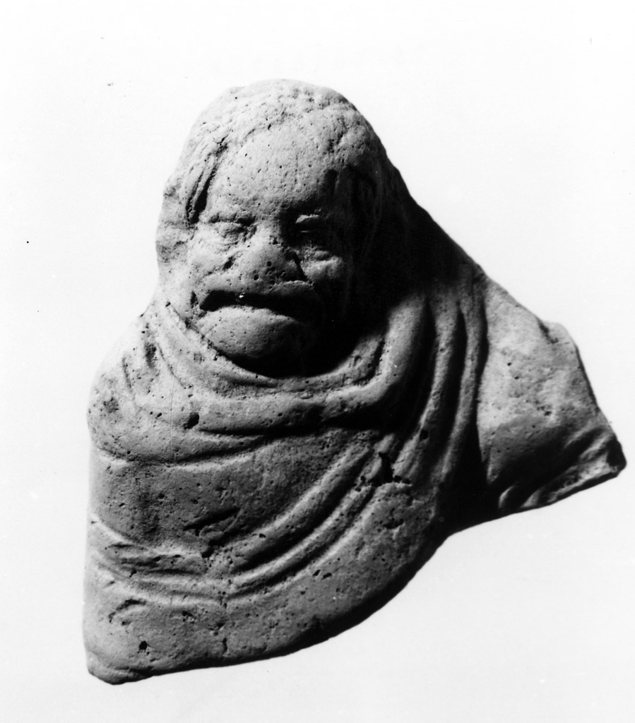 attore con maschera comica (statuetta) - produzione tarantina (secc. IV/ III a.C)