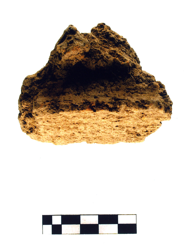 intonaco/ frammento - neolitico antico (millennio VII/ V a.C)