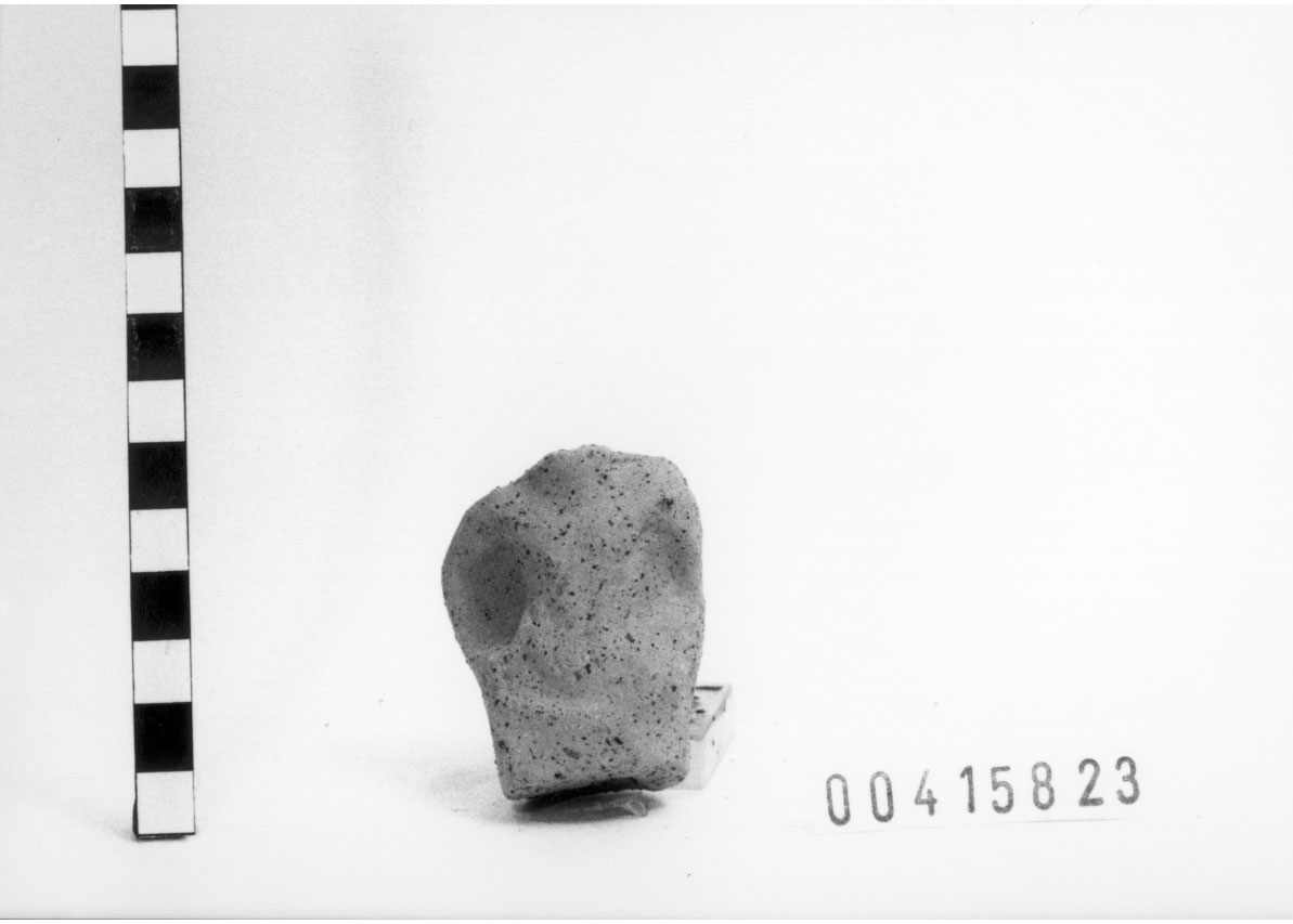 Figura maschile (Statuetta votiva/ frammento) (III a.C)