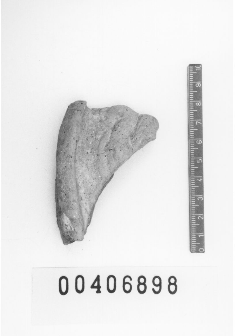 Figura femminile (Testa, Fregellae, tipo A 2 I Beta) (III a.C, II a.C)
