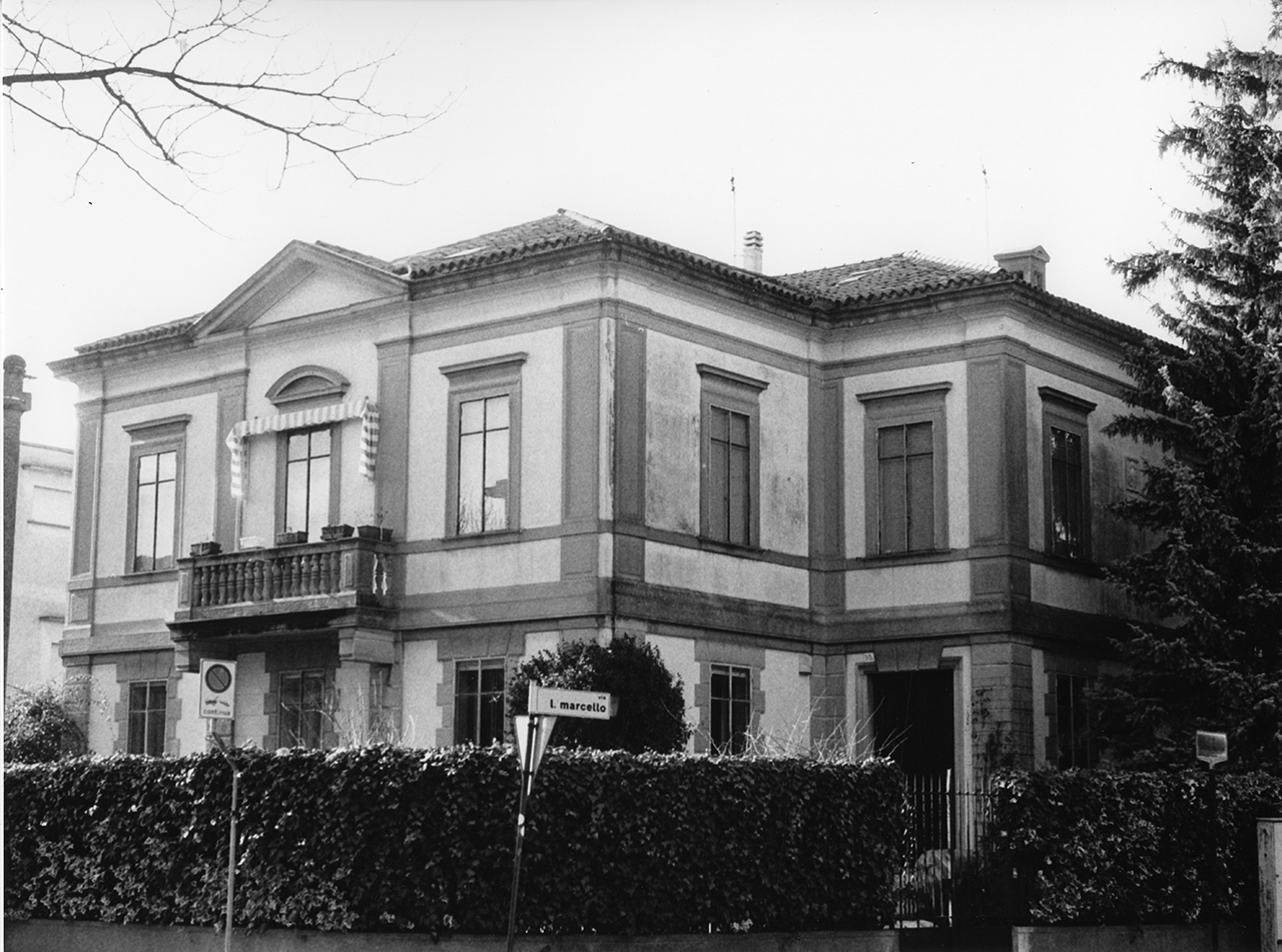 villa, privata - Venezia (VE)  (XX)