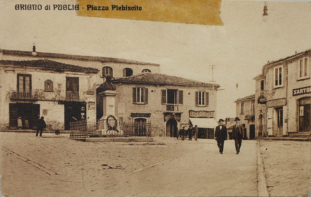 Ariano di Puglia. Piazza Plebiscito (positivo) di Anonimo (XX)