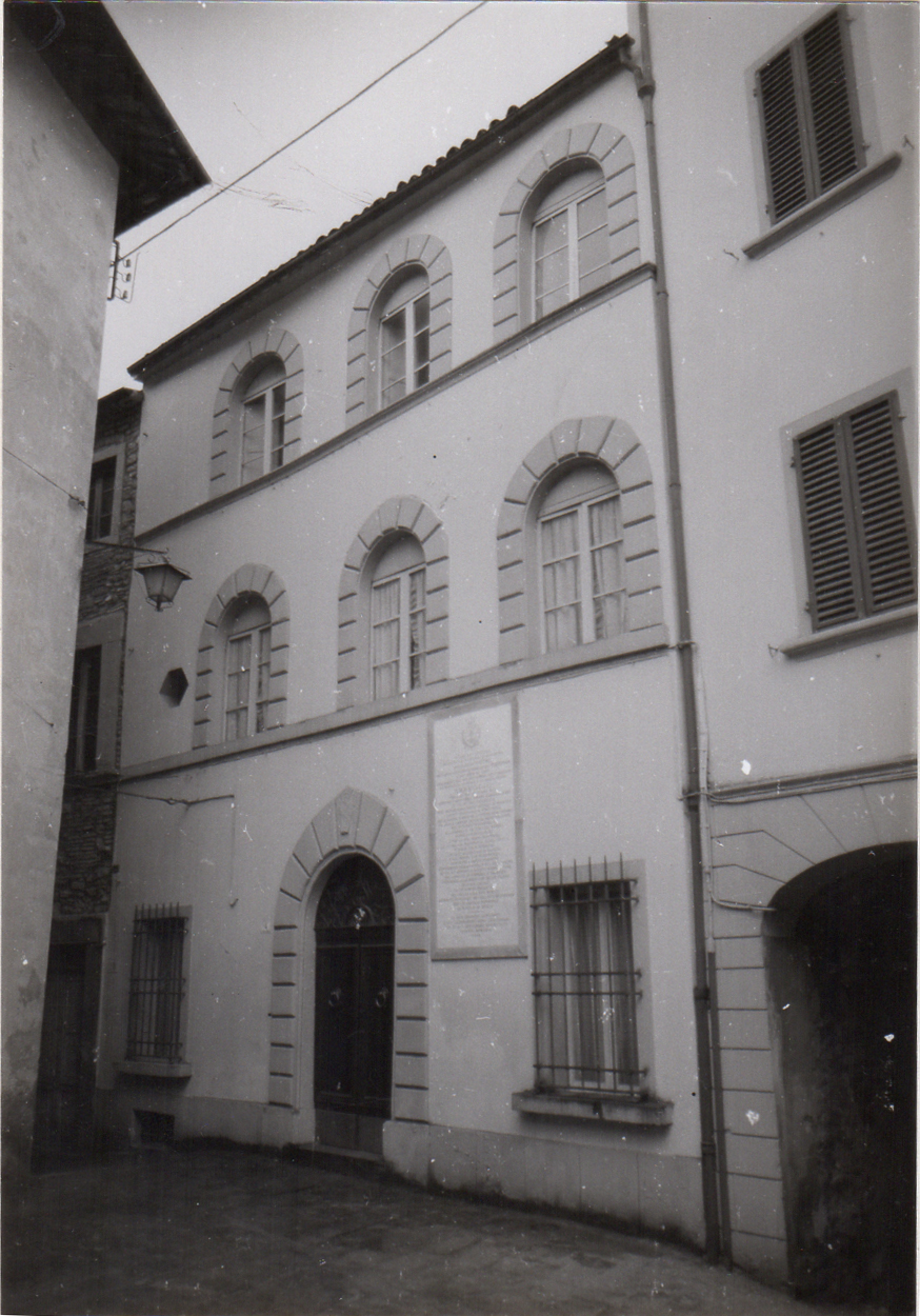 Palazzo Traversari (palazzo, gentilizio) - Portico e San Benedetto (FC) 
