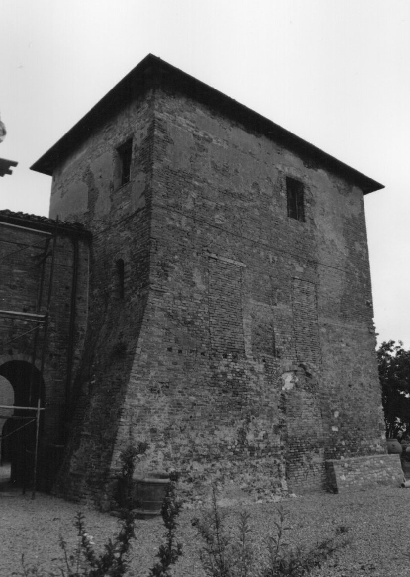 TORRE A CASTELLO (torre, difensiva) - Asciano (SI) 