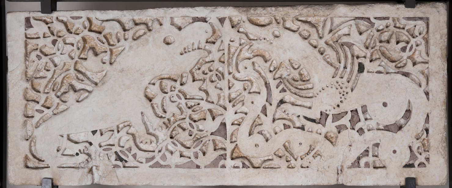 animali e motivi decorativi vegetali (decorazione a intarsio) di Rainaldo (bottega) (sec. XII)