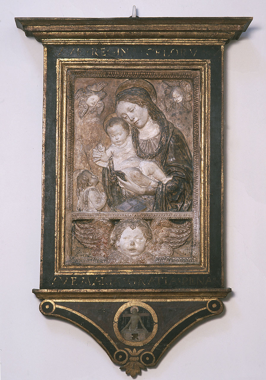 Madonna con Bambino e San Giovannino (rilievo) di Benedetto da Maiano (bottega) (sec. XV)
