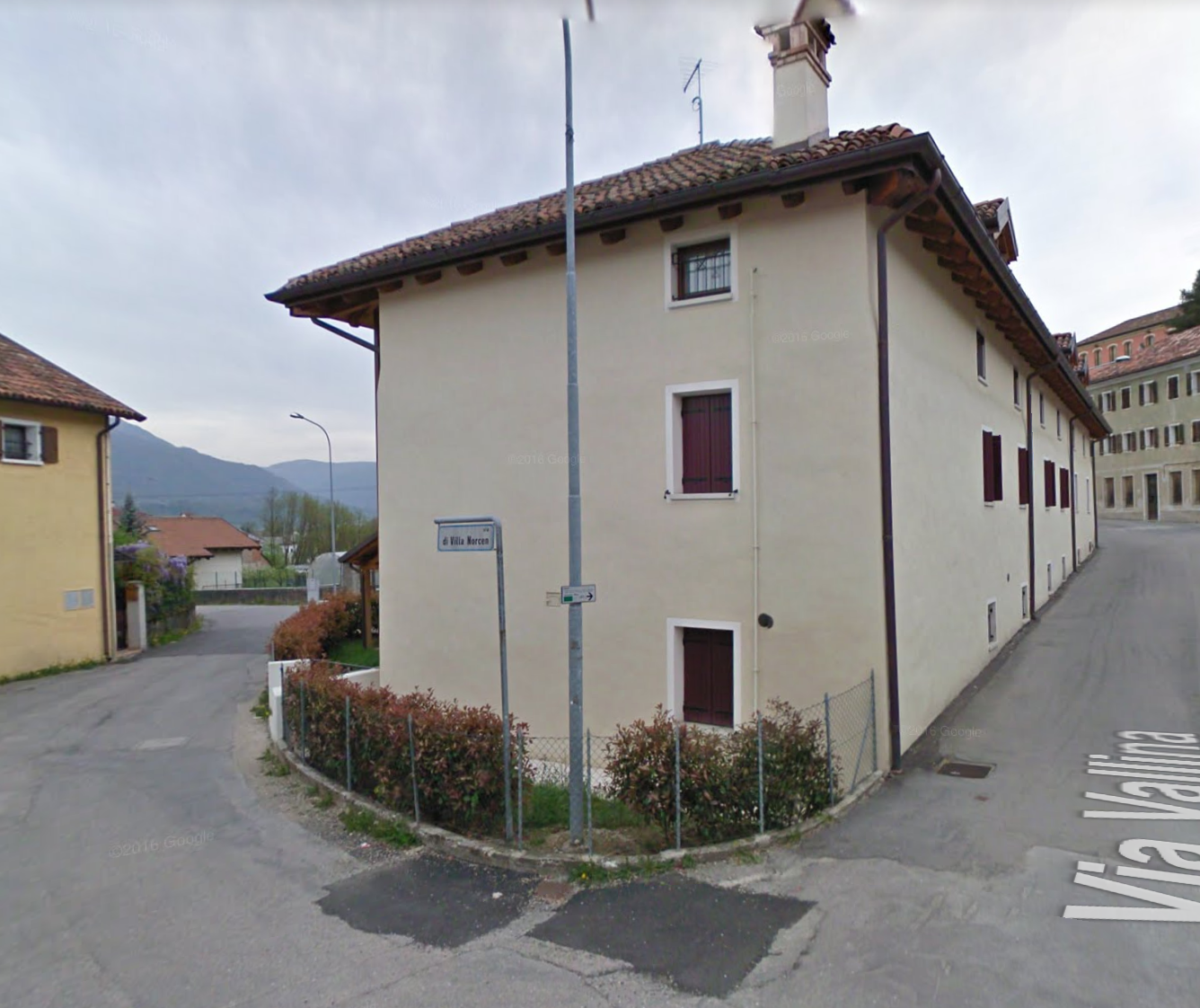 Edificio (edificio residenziale) - Feltre (BL) 