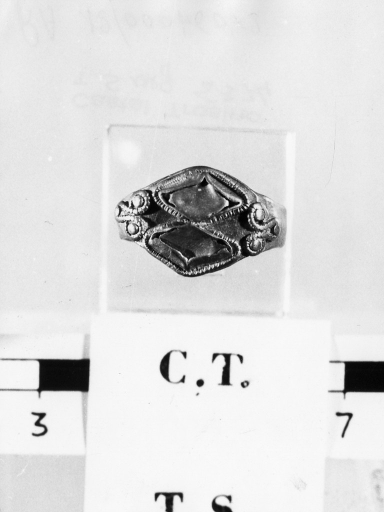anello matrimoniale - deposizione longobarda (prima metà sec. VII d.C)