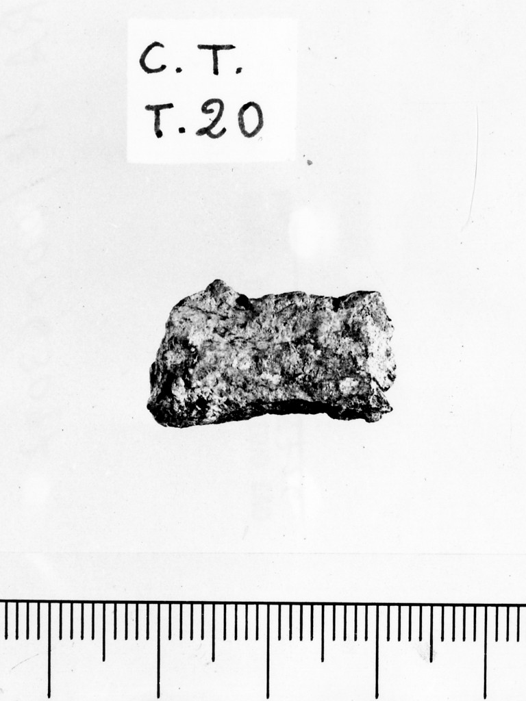 lamina/ frammento - deposizione longobarda (seconda metà sec. VII d.C)