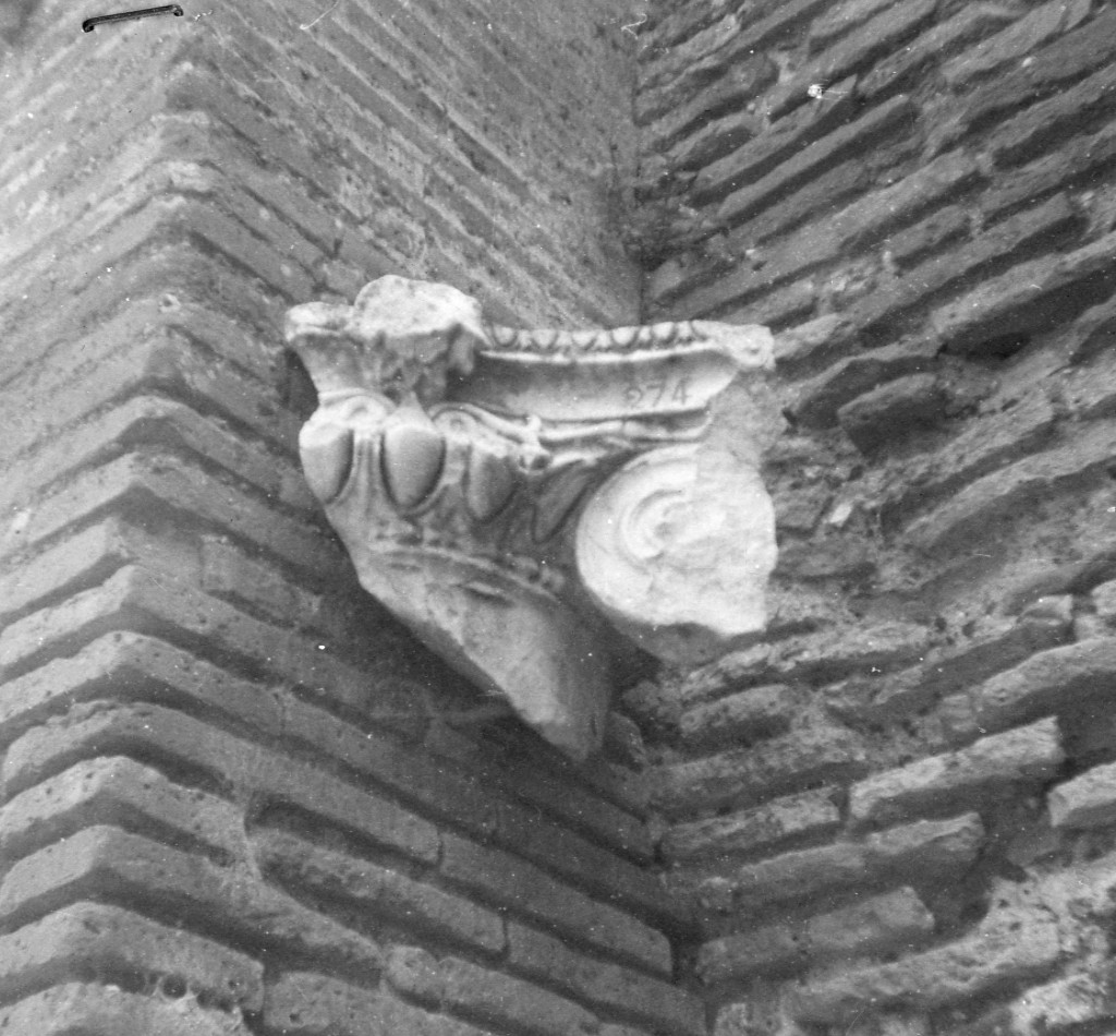 capitello composito (fine/ inizio secc. I a.C.-I d.C)