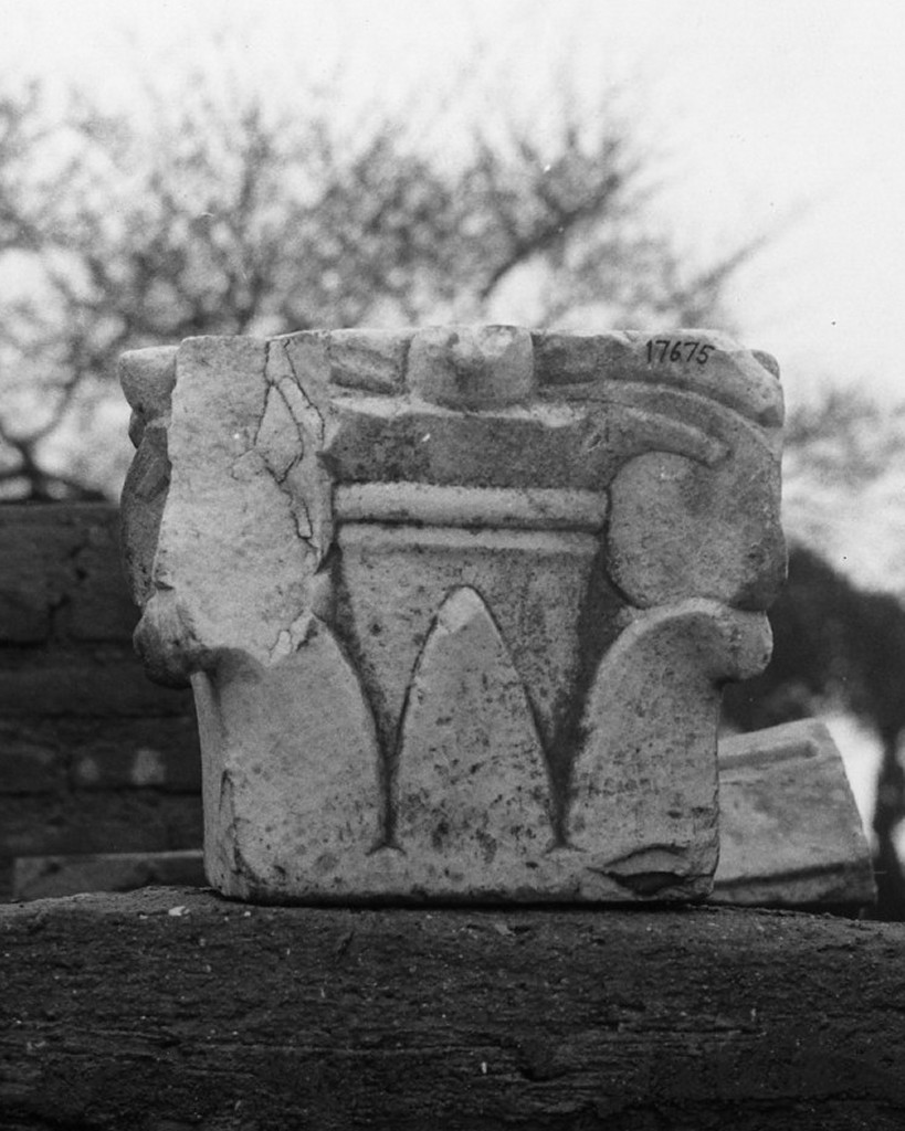 capitello composito (fine/ metà secc. III d.C.-IV d.C)