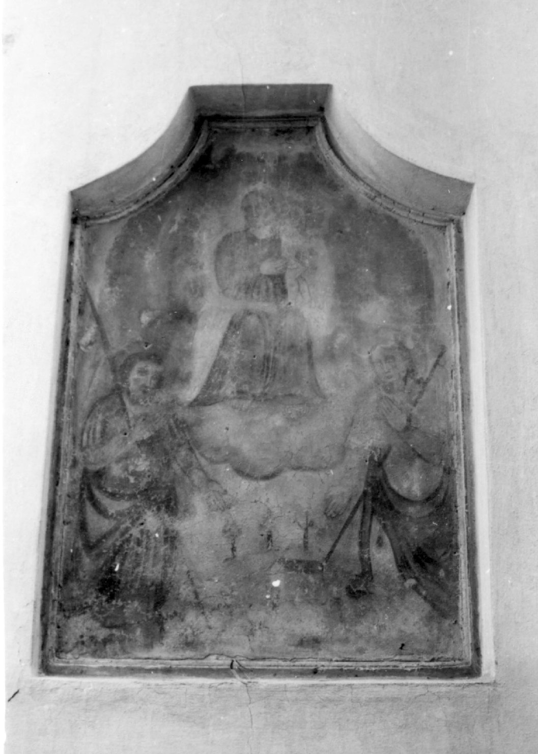 Madonna col Bambino, San Rocco e altro santo (dipinto murale) - ambito lombardo (sec. XVI)