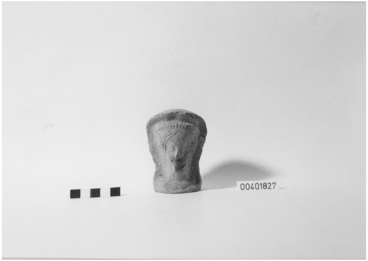 Figura femminile (testa/ votiva, femminile) - Produzione locale (IV a.C)