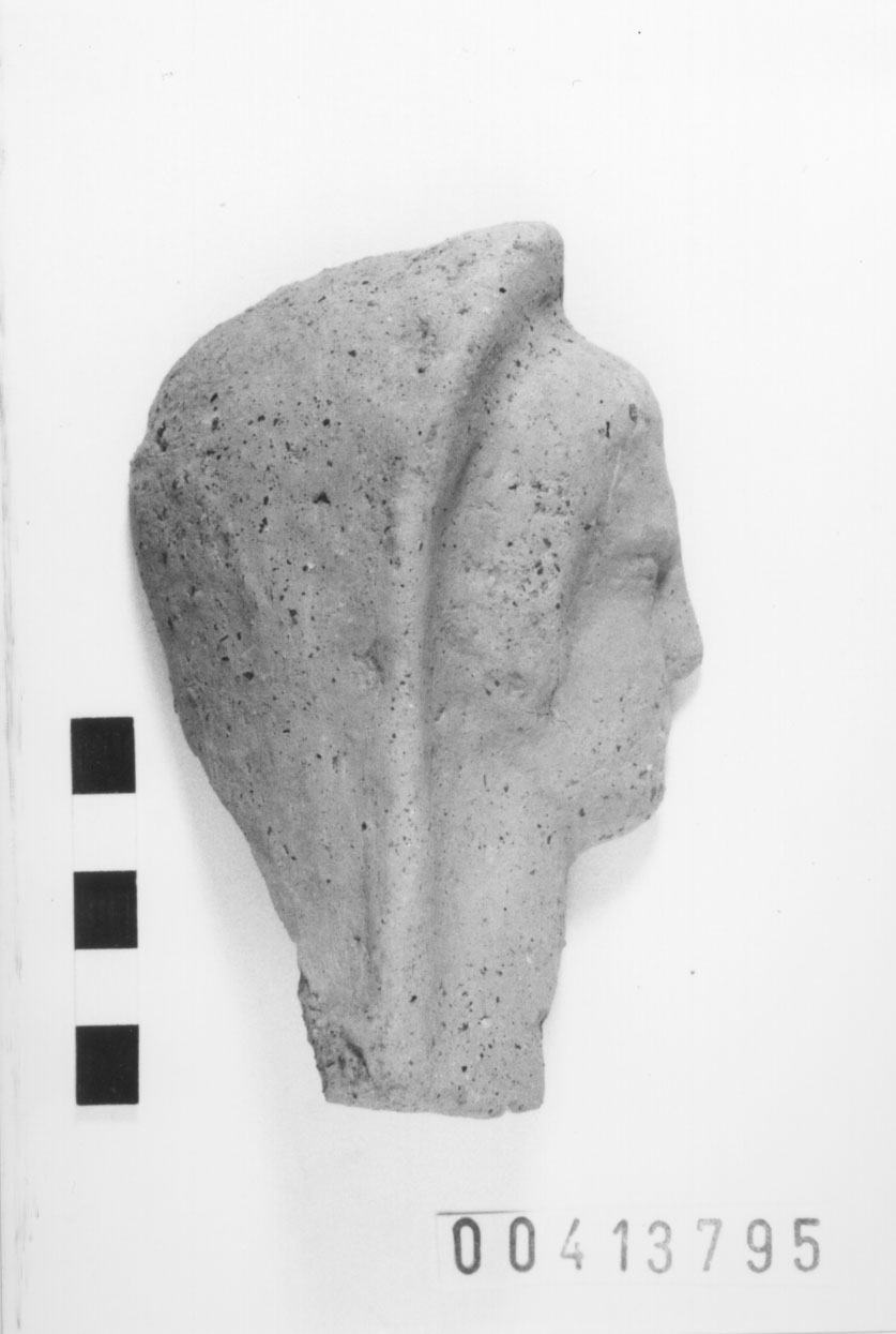 Figura femminile (Mezza testa votiva) (Fine IV a.C, III a.C)