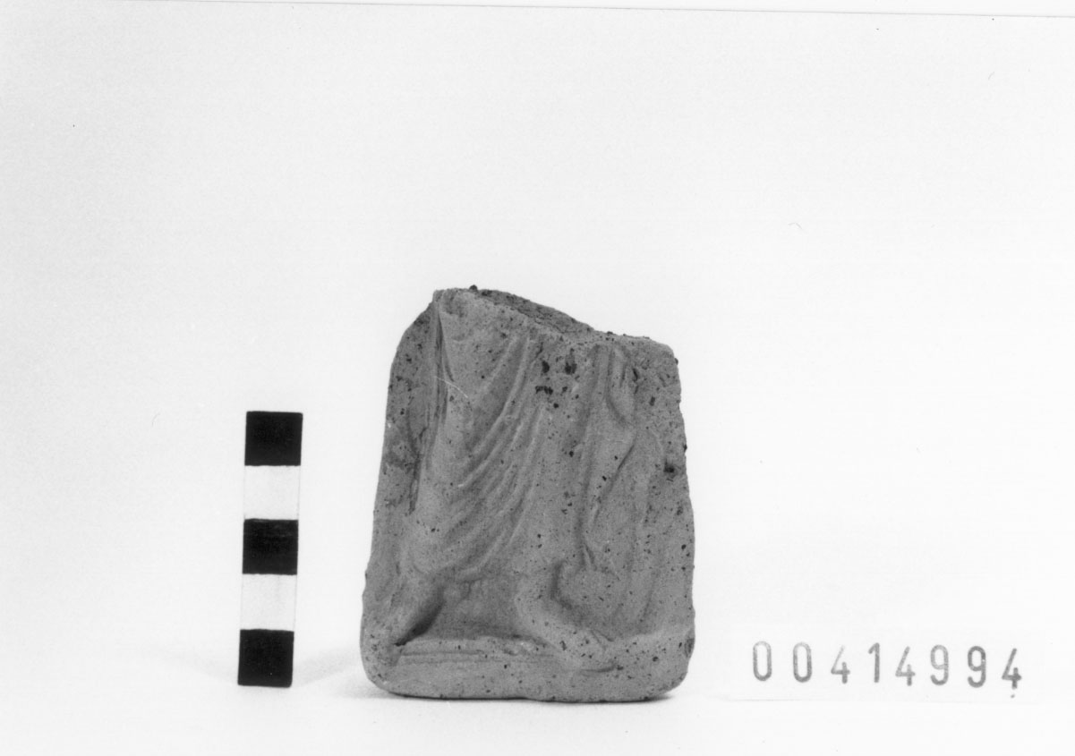 Figura maschile (Statuetta votiva/ frammento) (III a.C, II a.C)