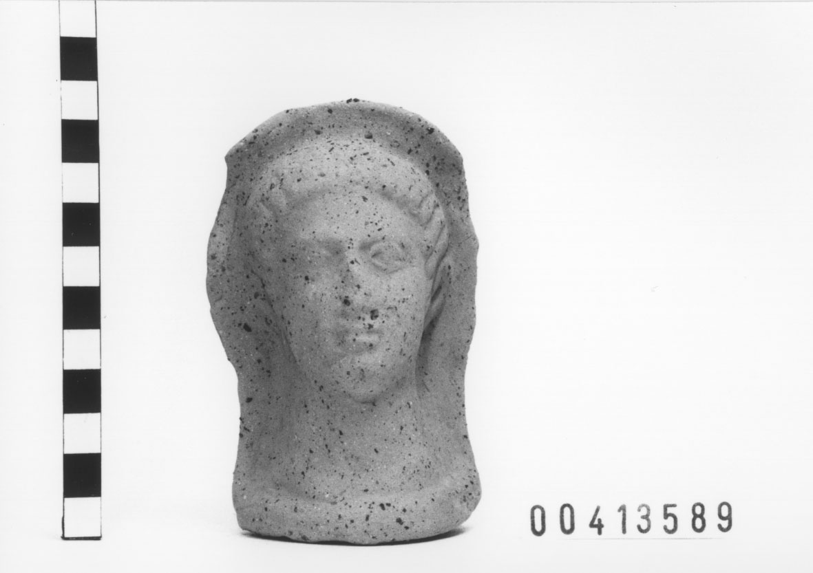 Figura femminile (Testa votiva, Pensabene, tipo 7) (III a.C)