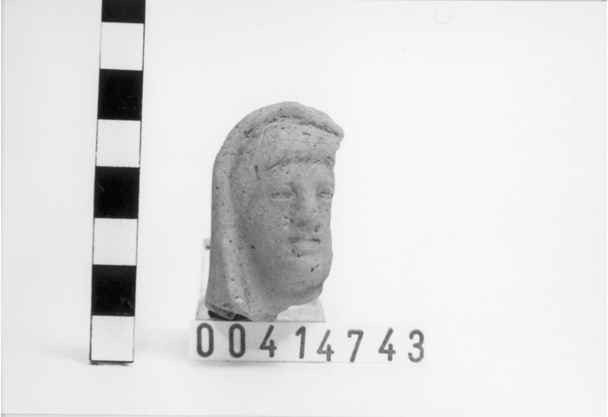 Figura maschile velata (Statuetta votiva/ frammento) (III a.C, II a.C)