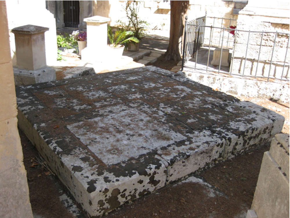 Francesco De Prati (tomba, tomba pavimentale a fossa) - Lecce (LE) 