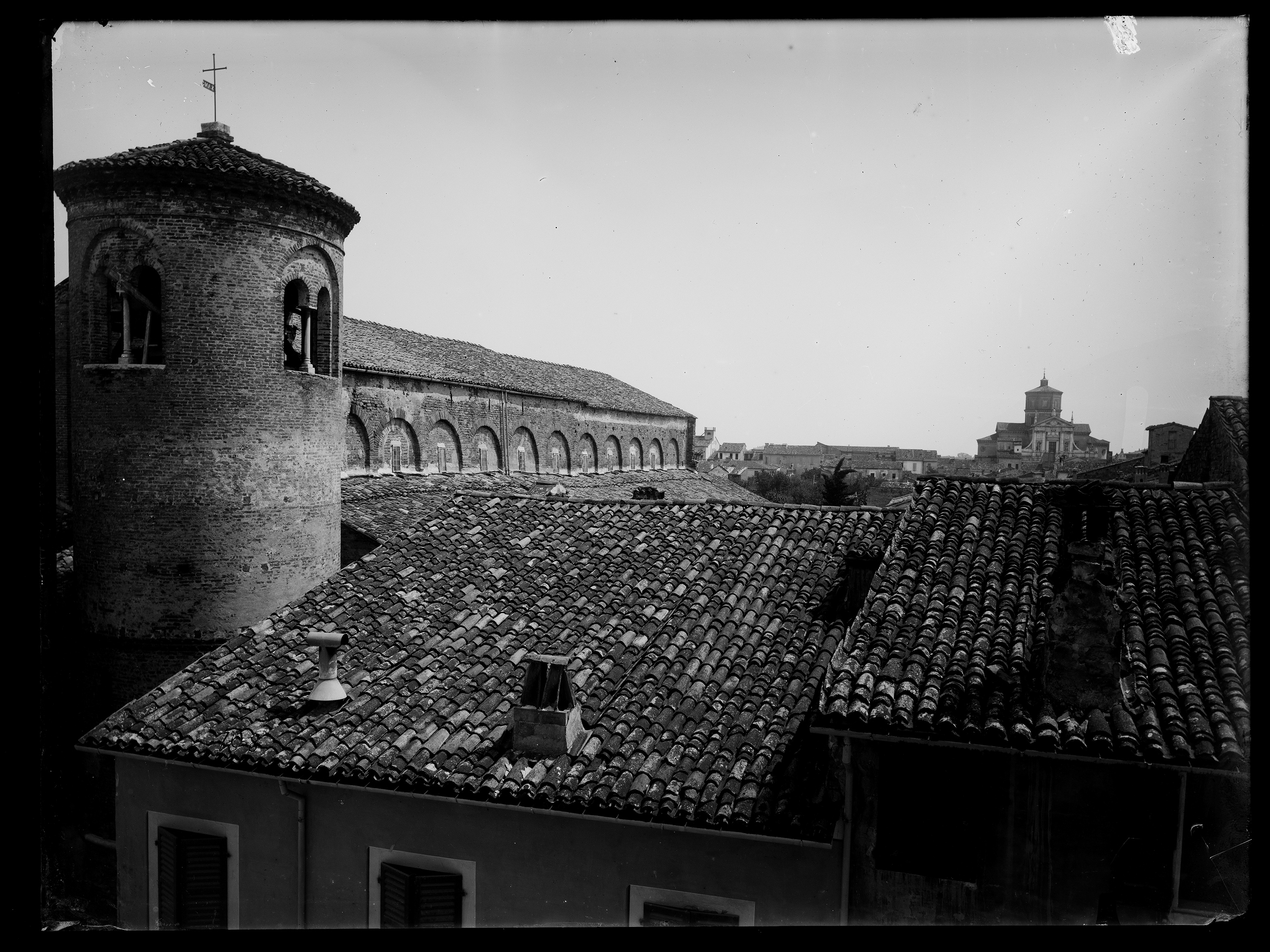 Italia - Emilia-Romagna - Ravenna - Basilica di Sant'Agata Maggiore (negativo) di Ditta Luigi Ricci (attribuito) (XIX)