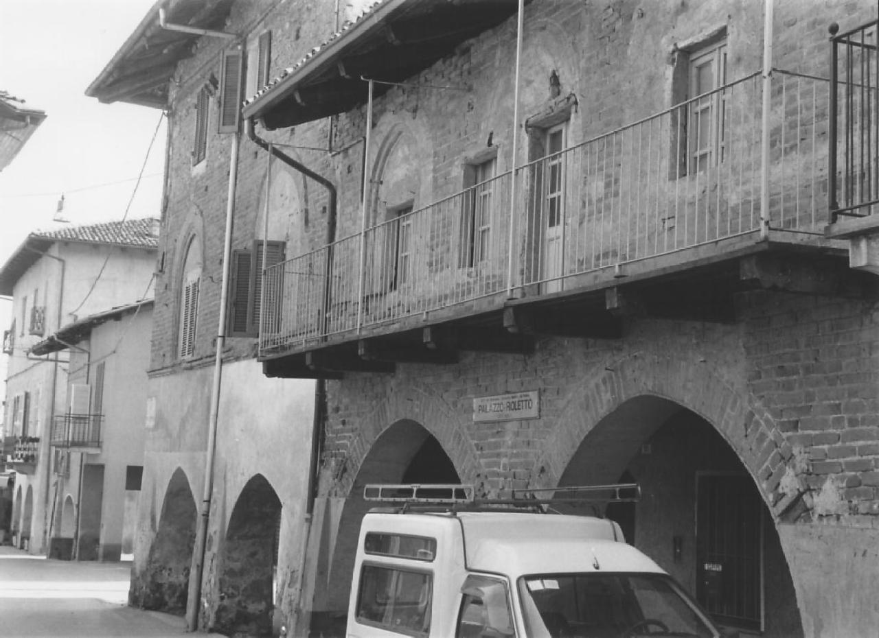 Palazzo Roletto (palazzo) - Bricherasio (TO)  (XV, metà)