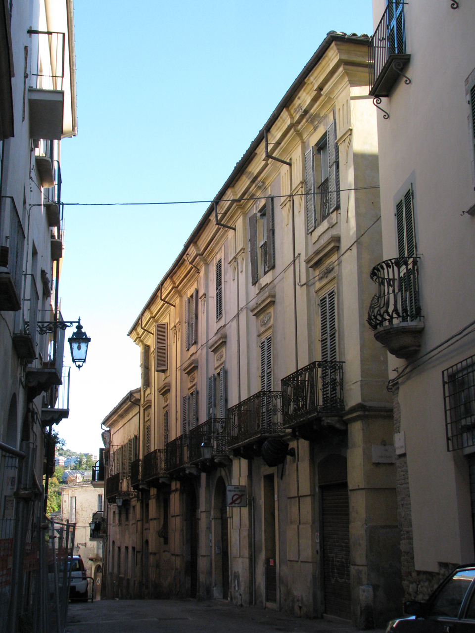 Casa Palma (palazzo, signorile) - Teramo (TE)  (XVII)