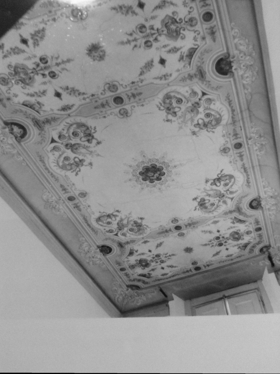 motivo decorativo a grottesche (soffitto dipinto, opera isolata) - manifattura toscana (seconda metà XIX)