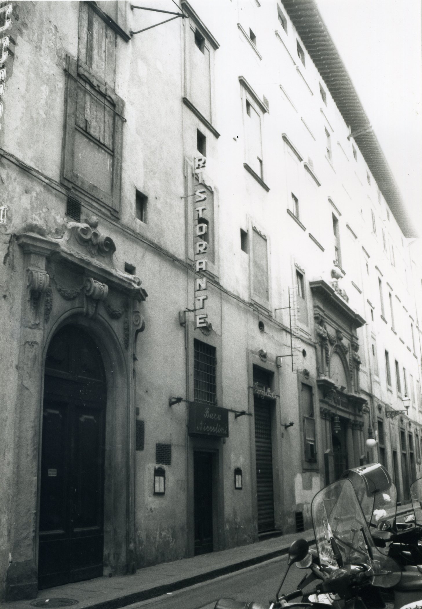 Teatro Niccolini (palazzo) - Firenze (FI)  (XVII, fine)