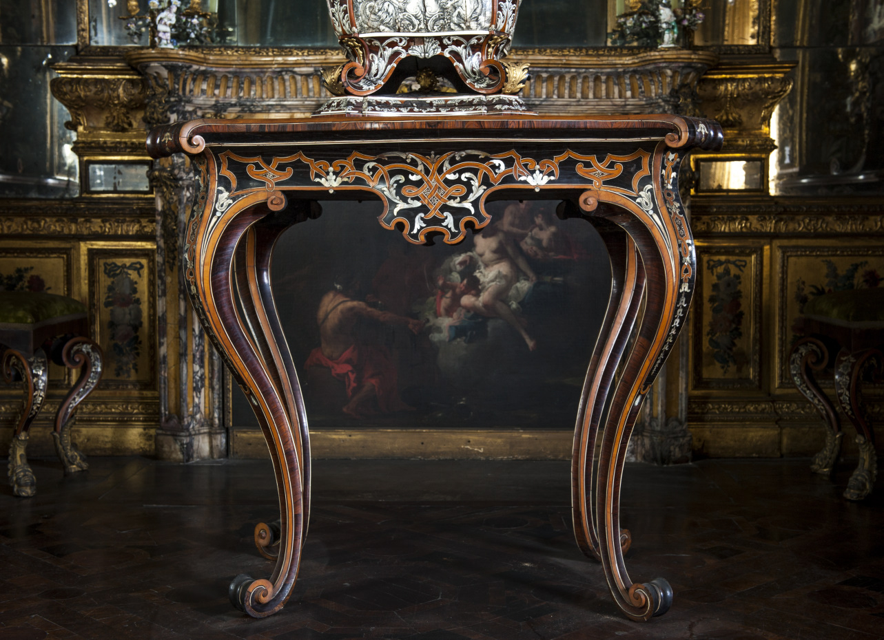 tavolino di Piffetti Pietro (attribuito) - ambito piemontese (XVIII)