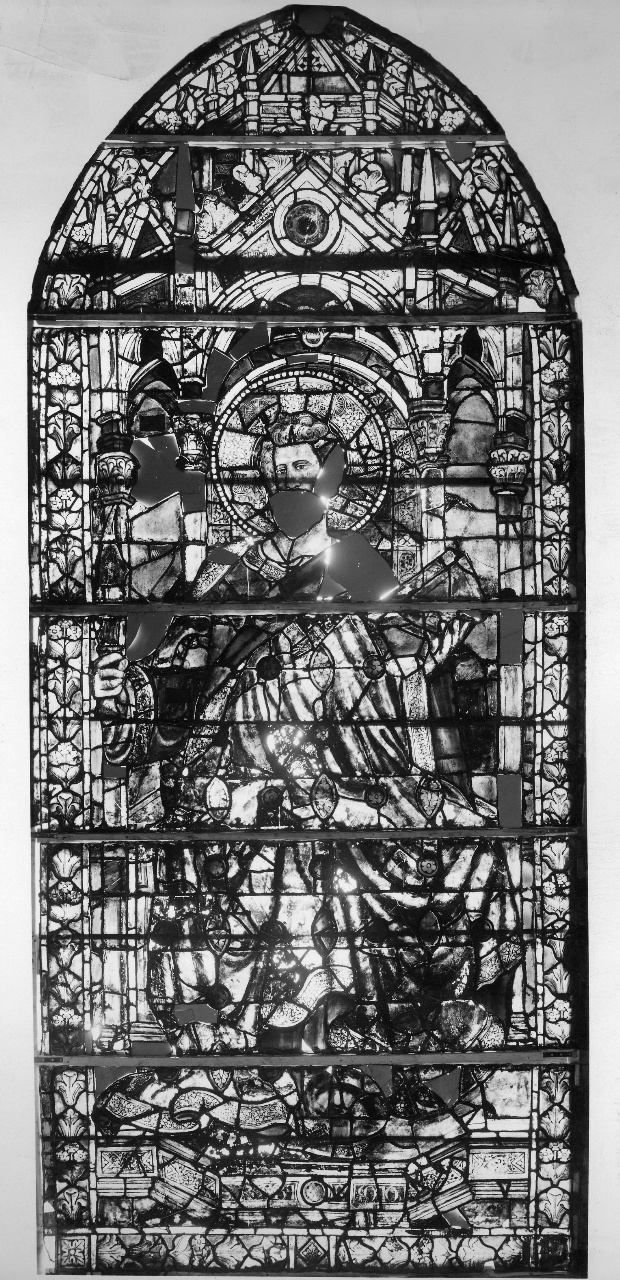 San Tommaso apostolo/ Santi (vetrata) di Ghiberti Lorenzo (attribuito), Bernardo di Francesco (attribuito) (sec. XV)