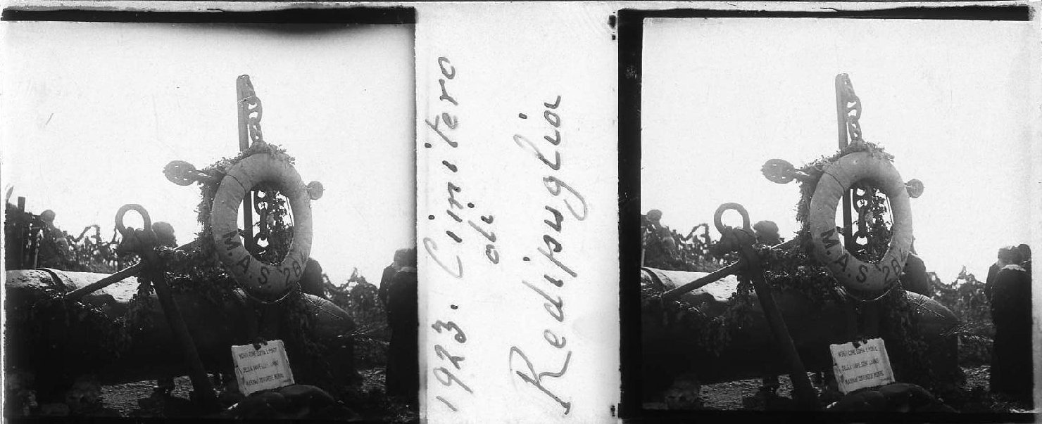 Veduta del cimitero di Redipuglia (positivo stereoscopico) di Anonimo (XX)