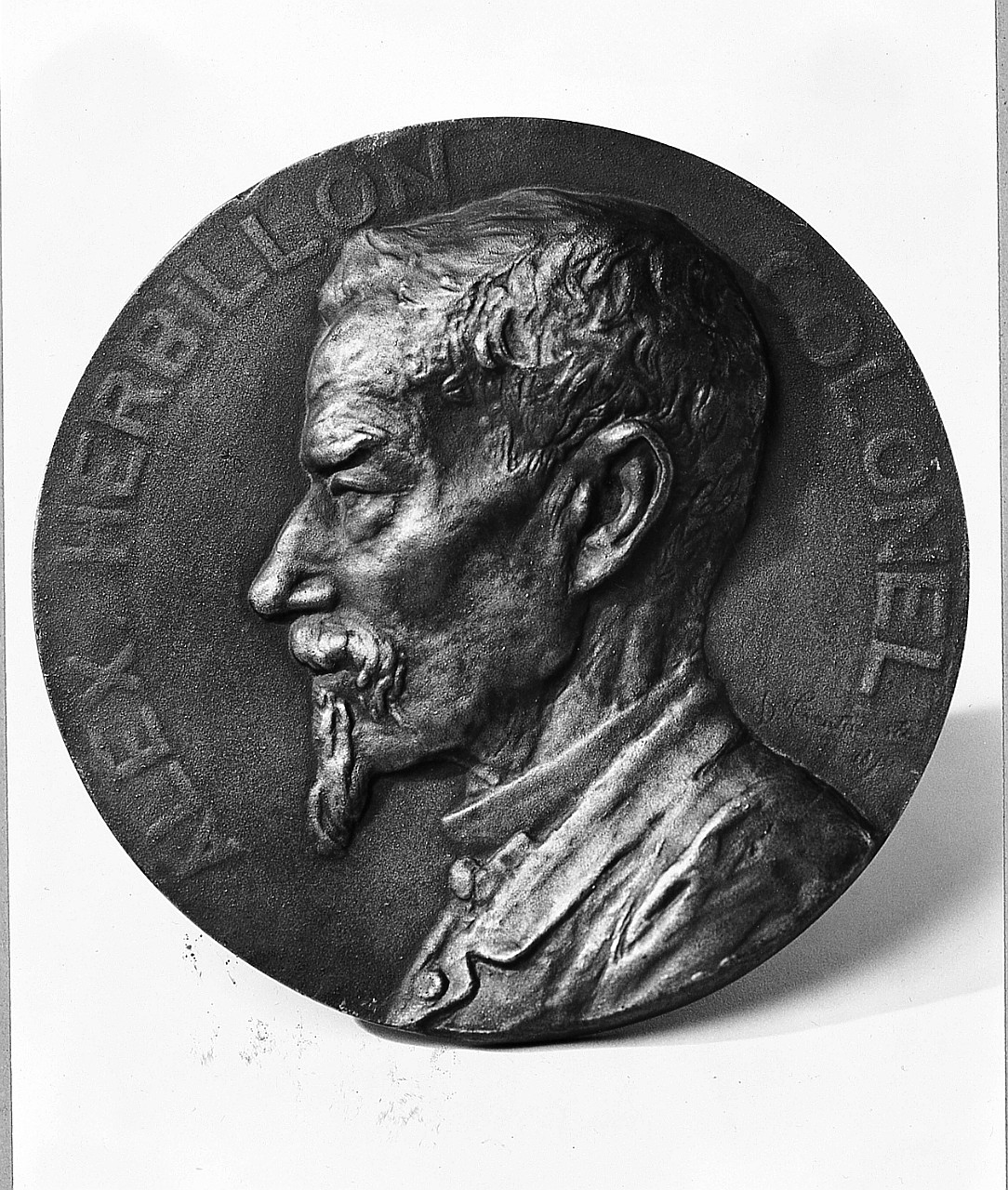 ritratto del colonnello Alexandre Herbillon (medaglia) di Trentacoste Domenico (sec. XIX)