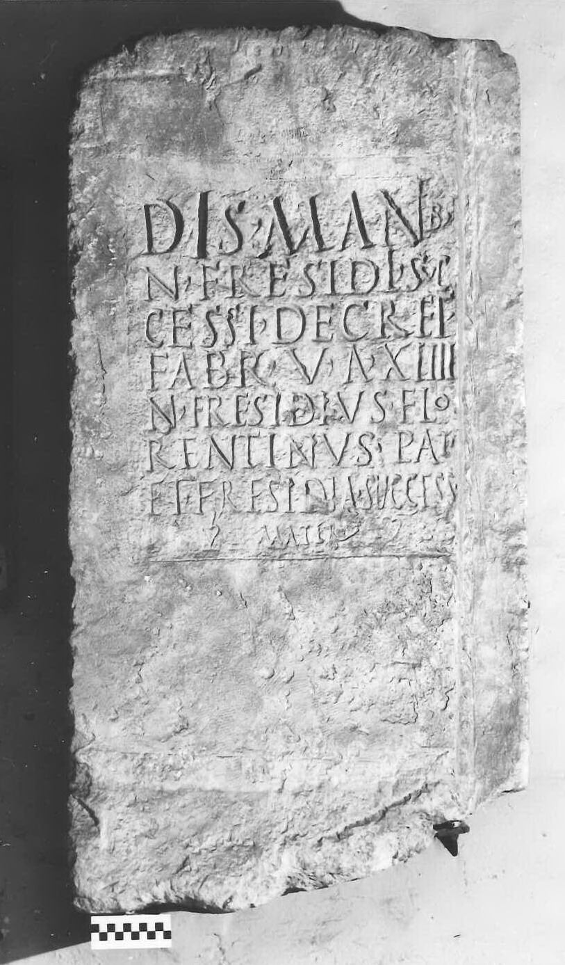 cippo con iscrizione (età romana)