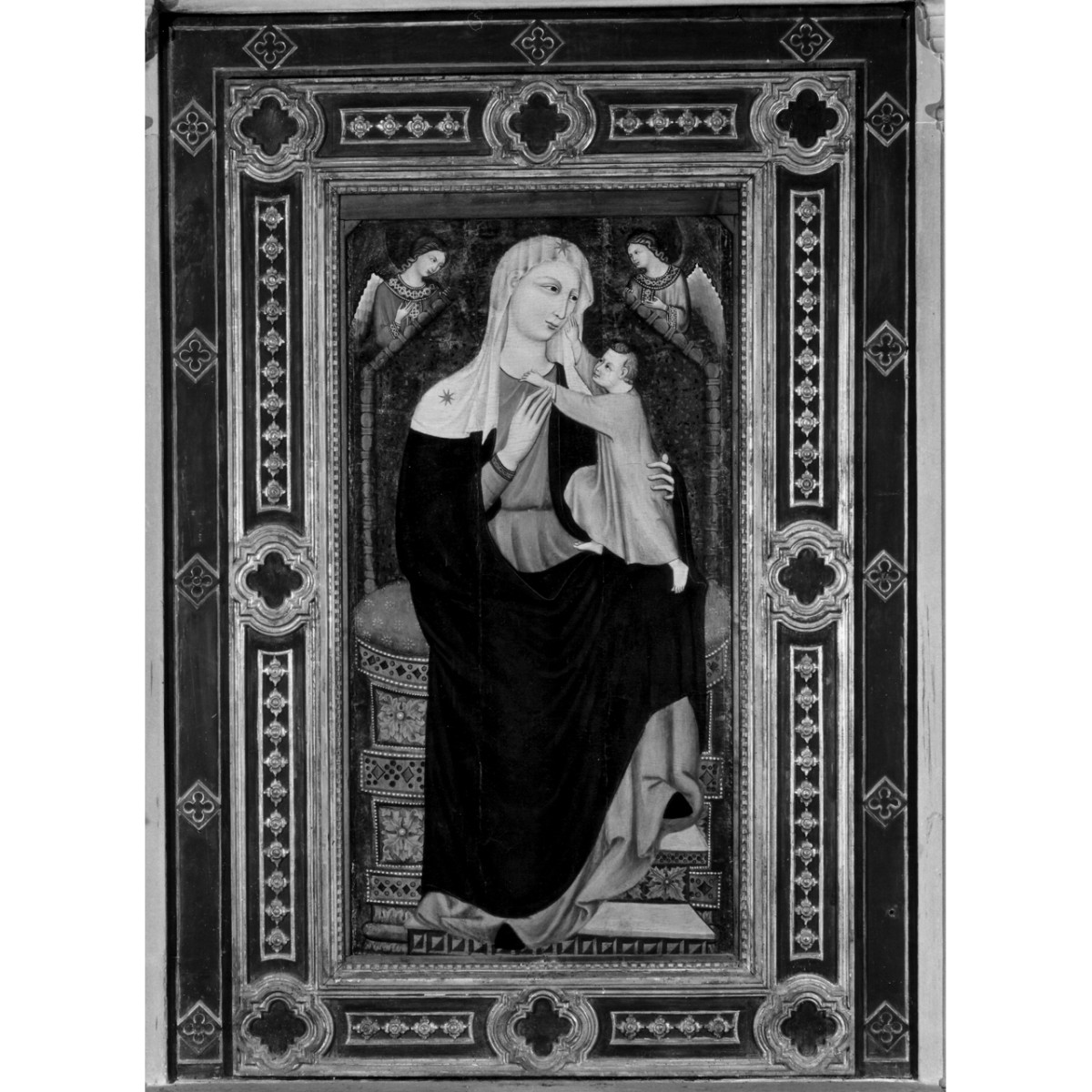 Madonna con Bambino in trono (dipinto) di Maestro di Vicchio a Rimaggio (attribuito) (inizio sec. XIV)
