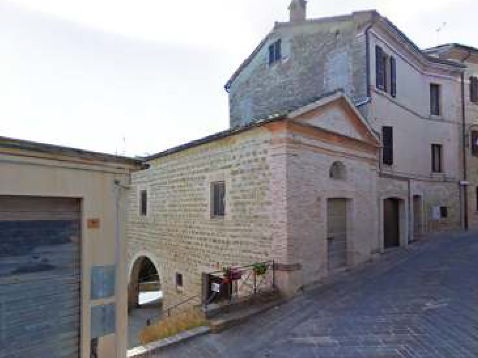 Chiesa di S. Giovanni (chiesa, privata) - Camporotondo di Fiastrone (MC) 