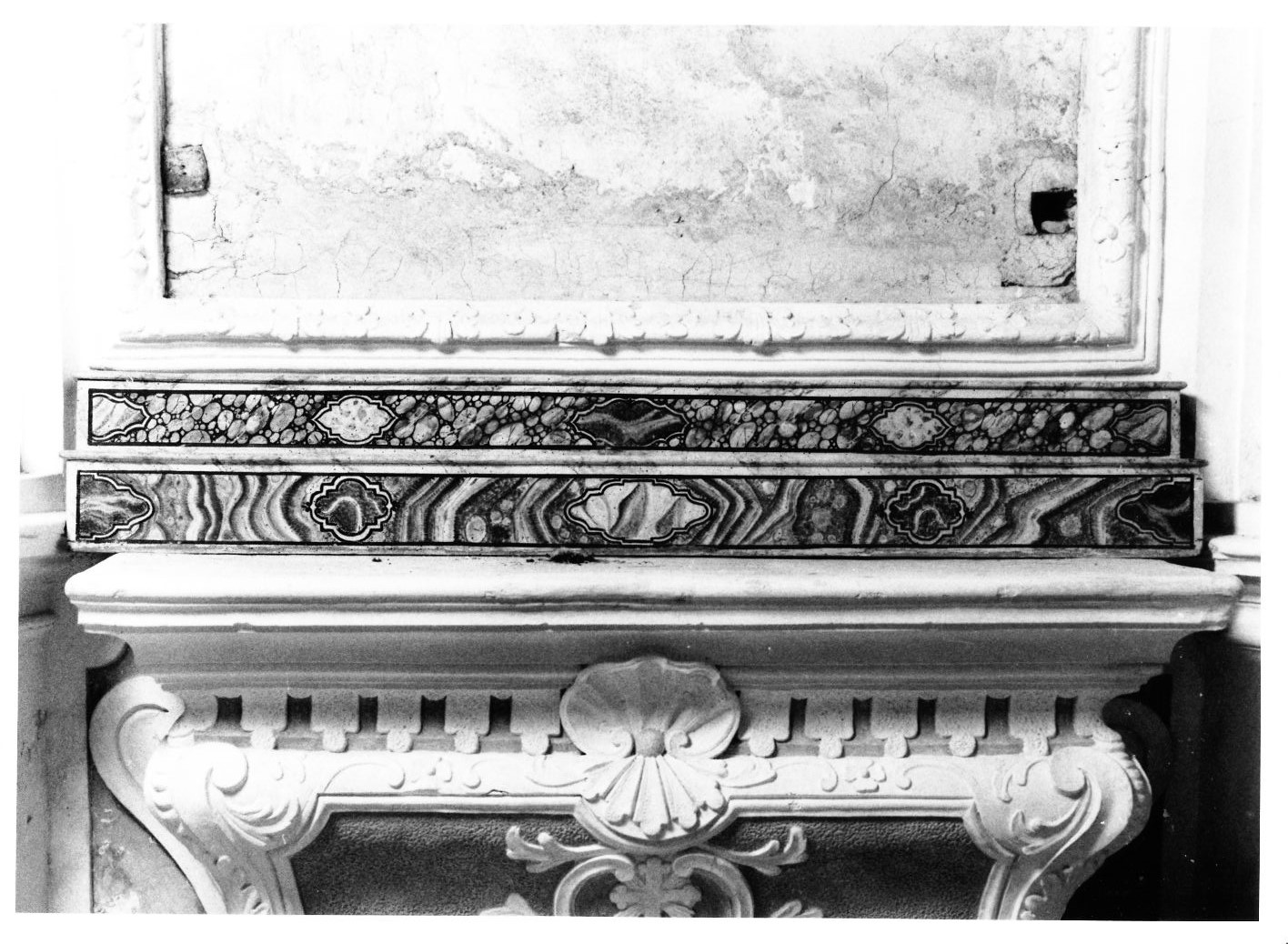 gradino d'altare - ambito dell'Italia centrale (XVIII)