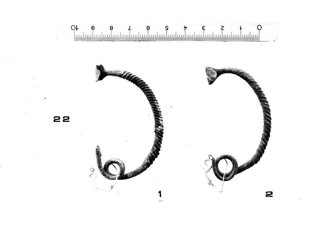 fibula ad arco ritorto - FASE TERNI II (inizio Età del ferro I)