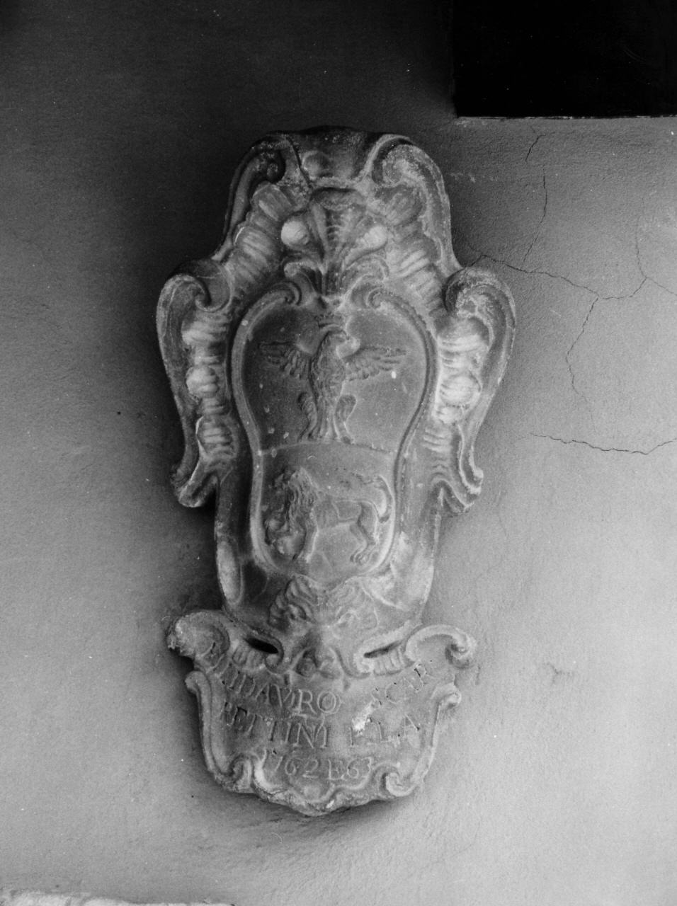 stemma di Filodauro Scarpettini (rilievo) - bottega toscana (sec. XVIII)