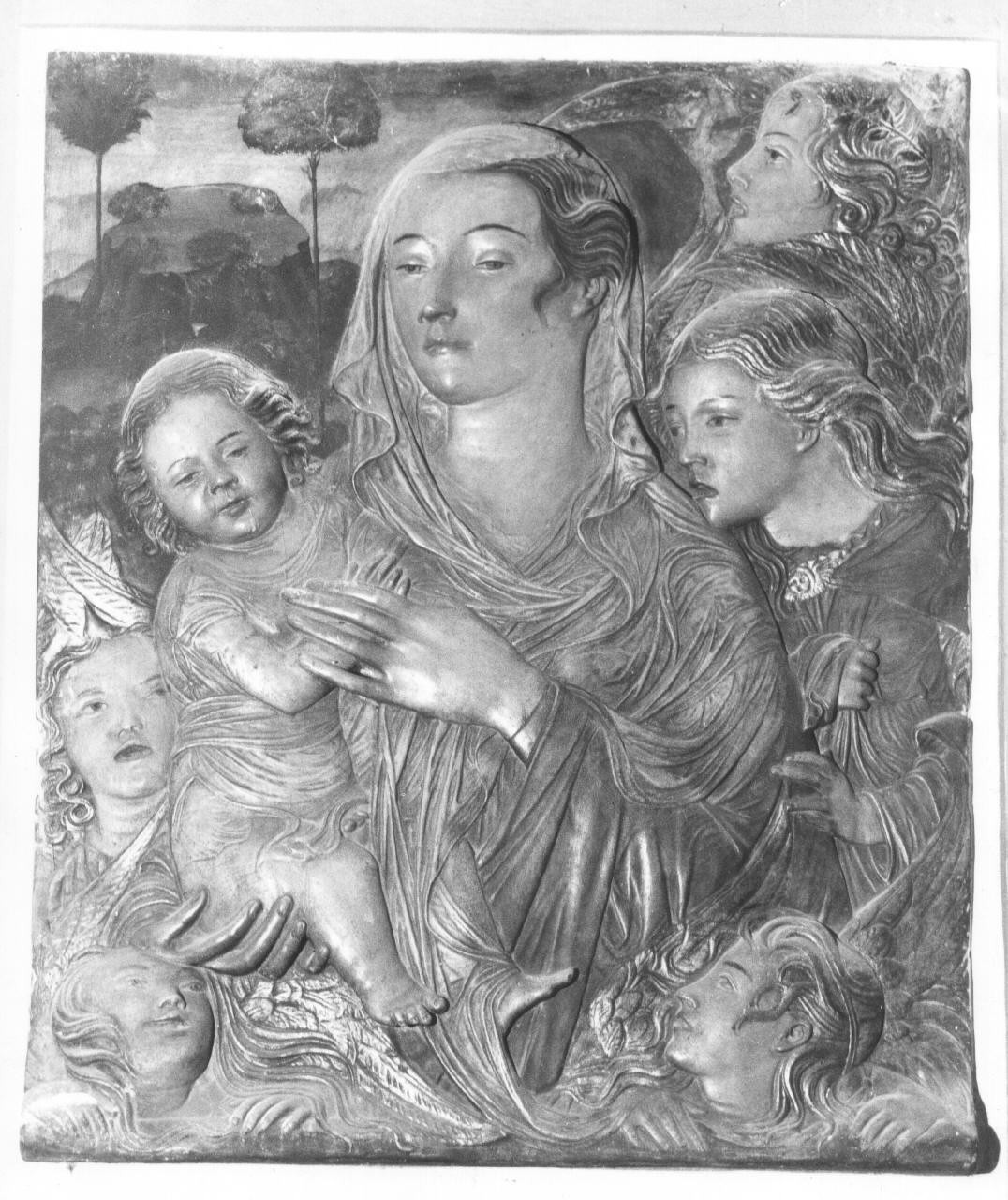 Madonna con Bambino e angeli (rilievo) - bottega toscana (inizio sec. XX)