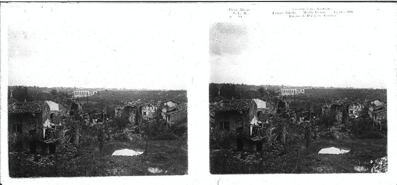 Friuli-Venezia Giulia - Gorizia - Piedimonte del Calvario - Podgora - edifici - rovine - macerie - 1916 (positivo) di Marzocchi, Luigi (primo quarto XX)