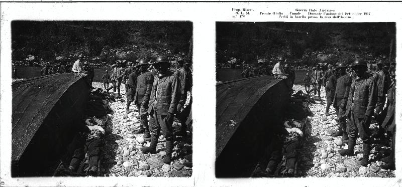 Slovenia - Carso - Canale d'Isonzo - Isonzo - fiumi - barelle - feriti - soldati - militari - 1917 (positivo) di Marzocchi, Luigi (primo quarto XX)