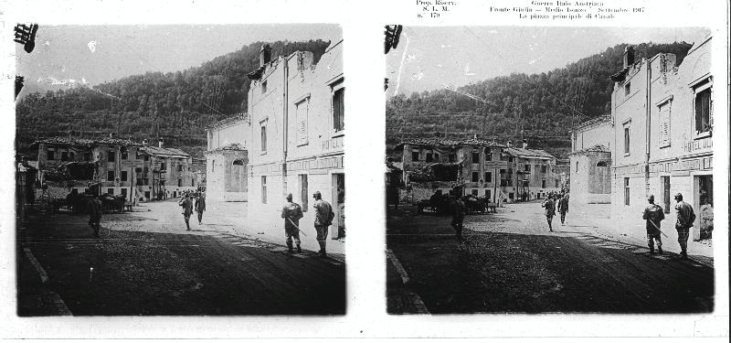 Slovenia - Carso - Canale d'Isonzo - piazze - edifici - macerie - ruderi - 1917 (positivo) di Marzocchi, Luigi (primo quarto XX)