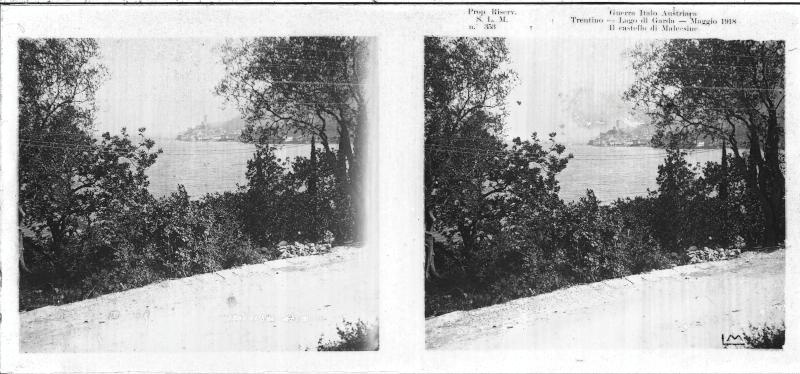 Malcesine - castello - Lago di Garda - 1918 (positivo) di Marzocchi, Luigi (primo quarto XX)