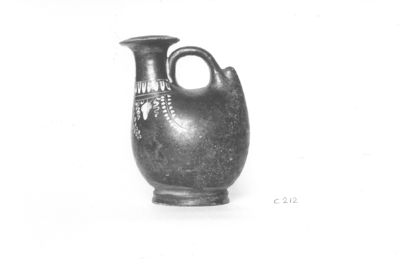 askos/ a vernice nera - ceramica di Gnathia (prima metà III sec. a.C)