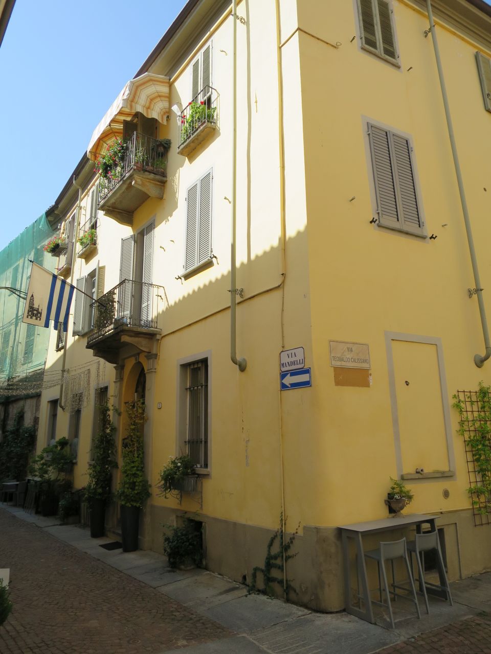 casa in via Mandelli nr. 7 (casa) - Alba (CN)  (XVII)